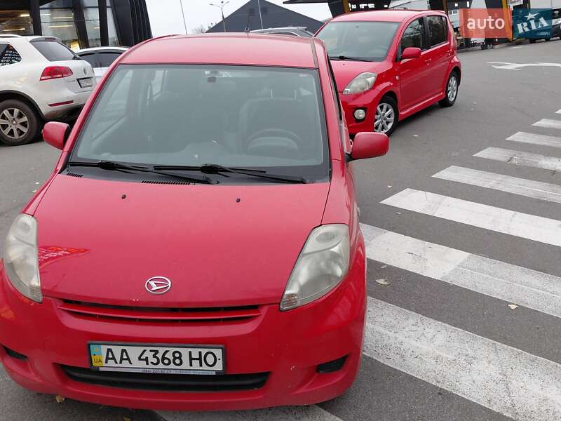 Хэтчбек Daihatsu Sirion 2008 в Киеве