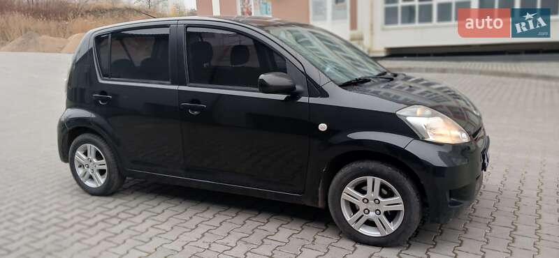 Хэтчбек Daihatsu Sirion 2009 в Тернополе фото 6 Хэтчбек Daihatsu Sirion 2009 в Тернополе