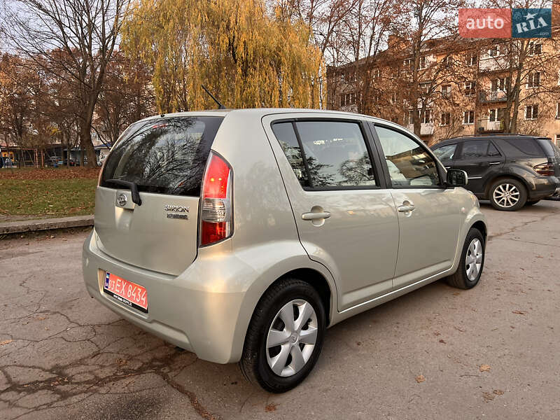 Хэтчбек Daihatsu Sirion 2007 в Ровно фото 9 Хэтчбек Daihatsu Sirion 2007 в Ровно