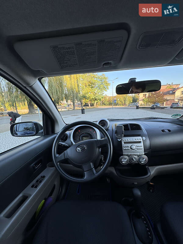 Хэтчбек Daihatsu Sirion 2005 в Львове