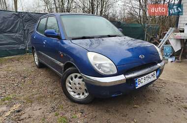 Хетчбек Daihatsu Sirion 2000 в Житомирі