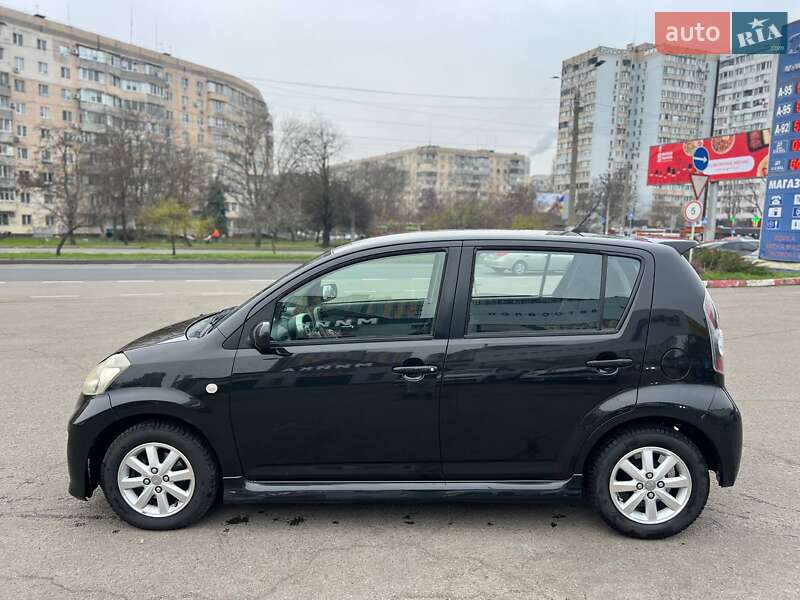 Хэтчбек Daihatsu Sirion 2008 в Одессе