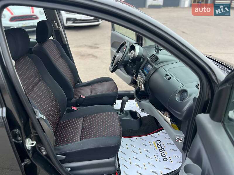 Хэтчбек Daihatsu Sirion 2008 в Одессе