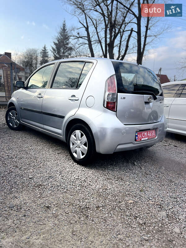 Хэтчбек Daihatsu Sirion 2006 в Львове