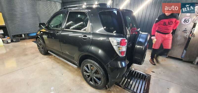 Внедорожник / Кроссовер Daihatsu Terios 2011 в Киеве