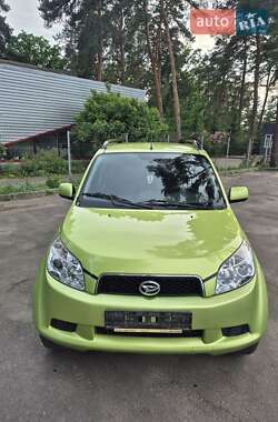 Внедорожник / Кроссовер Daihatsu Terios 2006 в 