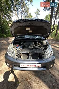 Внедорожник / Кроссовер Daihatsu Terios 2011 в 