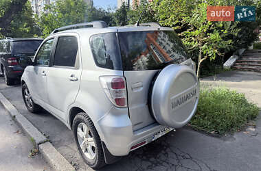 Внедорожник / Кроссовер Daihatsu Terios 2011 в 