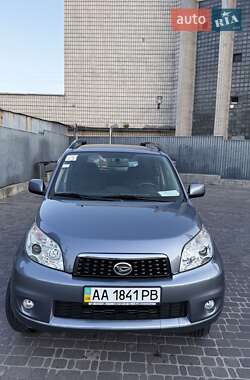 Внедорожник / Кроссовер Daihatsu Terios 2011 в 