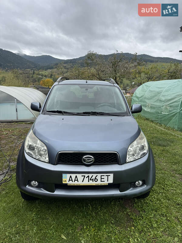 Позашляховик / Кросовер Daihatsu Terios 2007 в  фото Позашляховик / Кросовер Daihatsu Terios 2007 в