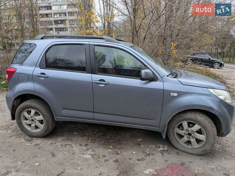 Позашляховик / Кросовер Daihatsu Terios 2008 в Києві фото 4 Позашляховик / Кросовер Daihatsu Terios 2008 в Києві