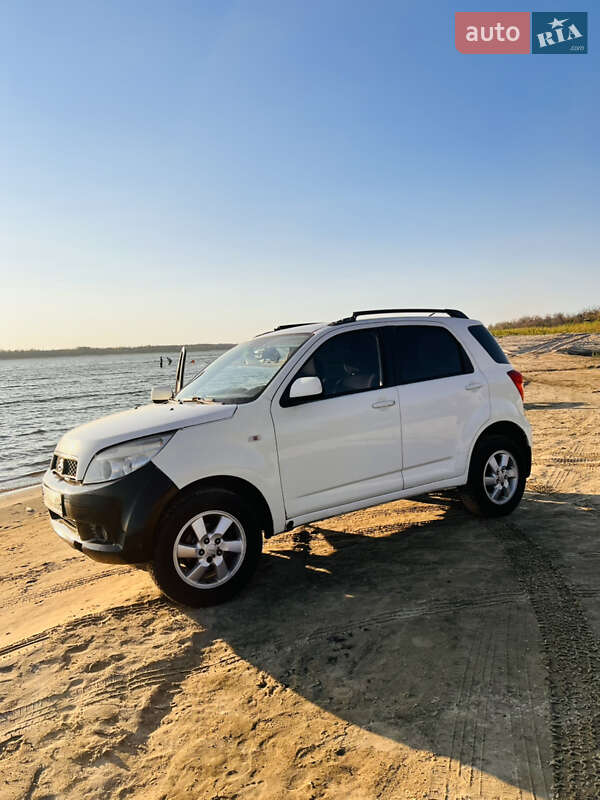 Позашляховик / Кросовер Daihatsu Terios 2008 в Запоріжжі фото 3 Позашляховик / Кросовер Daihatsu Terios 2008 в Запоріжжі