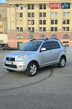 Позашляховик / Кросовер Daihatsu Terios 2011 в Харкові