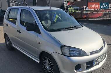 Микровэн Daihatsu YRV 2002 в 