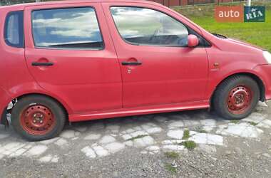 Микровэн Daihatsu YRV 2001 в Стрые