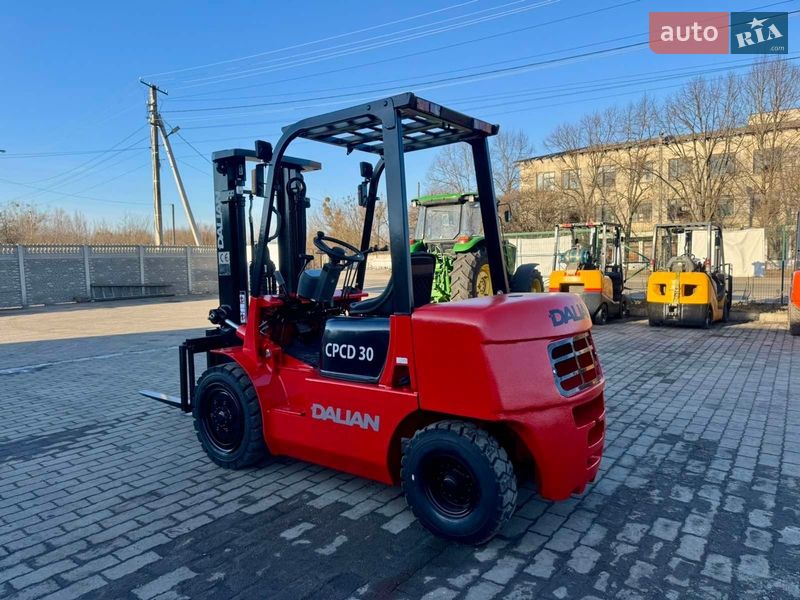 Вилочный погрузчик Dalian CPCD 2018 в Радомышле