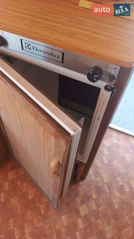 Прицеп дача De Reu 3700 1983 в Николаеве фото 19 Прицеп дача De Reu 3700 1983 в Николаеве