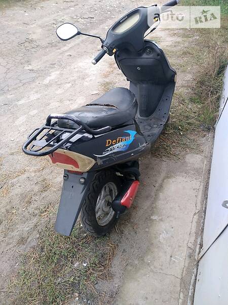 Скутер Defiant Cornel 2015 в Остер фото 3 Скутер Defiant Cornel 2015 в Остер