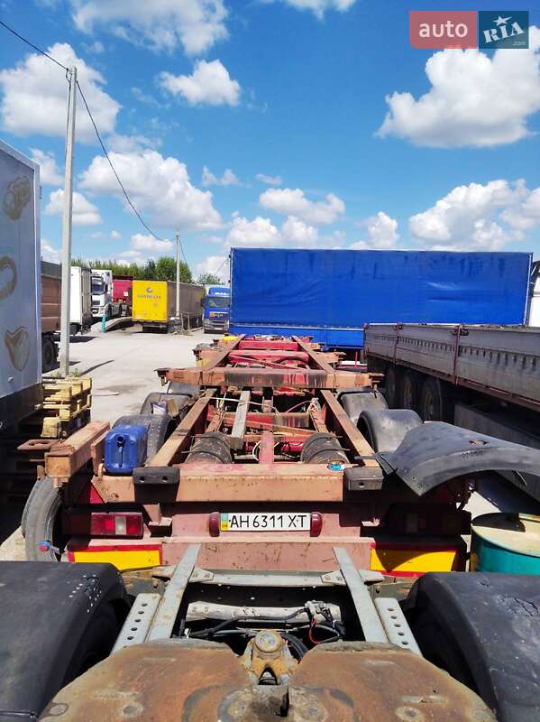 Контейнеровоз полуприцеп Dennison 40 FT 2001 в Черкассах