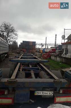 Контейнеровоз Dennison EF 2000 в Одессе
