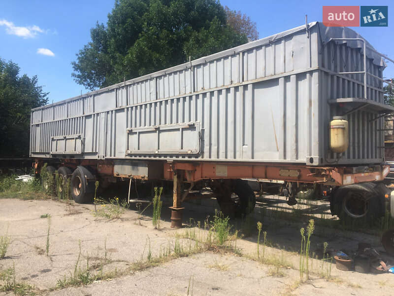 Контейнеровоз полуприцеп Dennison EF 2000 в Николаеве