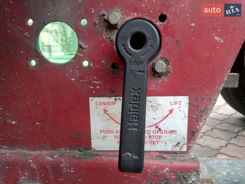 Контейнеровоз полуприцеп Dennison Trailers 2008 в Городке