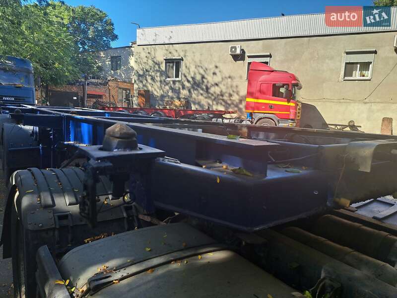 Контейнеровоз напівпричіп Dennison Trailers 1999 в Одесі фото 6 Контейнеровоз напівпричіп Dennison Trailers 1999 в Одесі