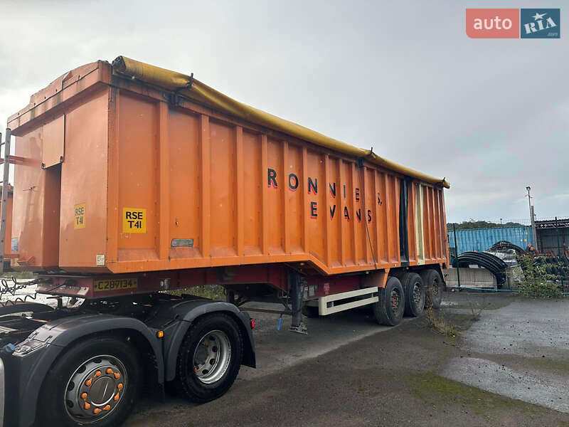 Зерновоз - полуприцеп Dennison Trailers 2009 в Бережанах