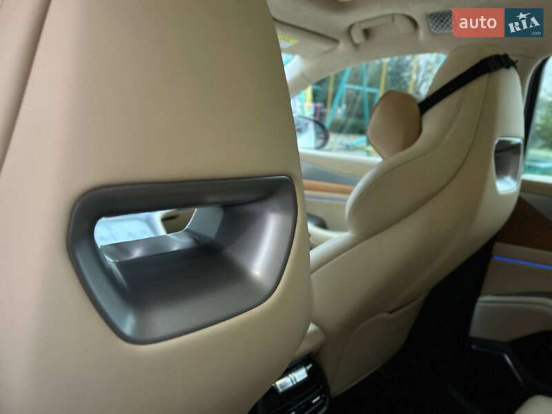 Внедорожник / Кроссовер Denza N7 2023 в Хмельницком