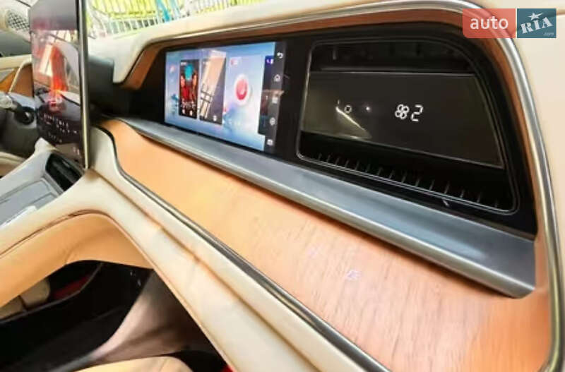 Позашляховик / Кросовер Denza N7 2023 в Львові фото 6 Позашляховик / Кросовер Denza N7 2023 в Львові