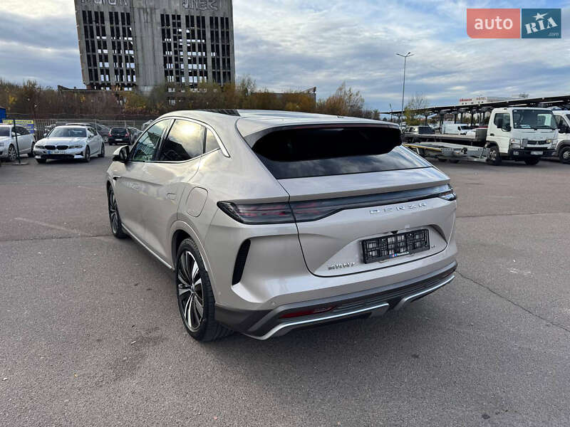 Позашляховик / Кросовер Denza N7 2023 в Львові фото 11 Позашляховик / Кросовер Denza N7 2023 в Львові