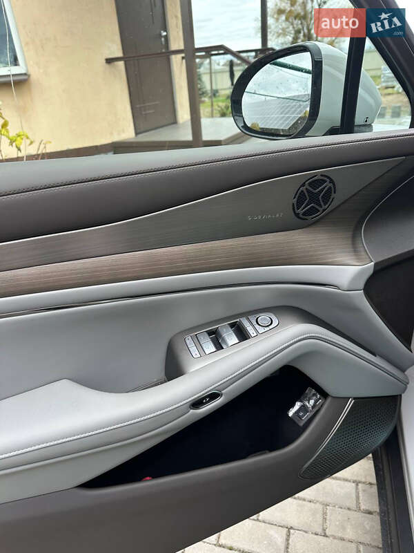 Купе Denza N7 2025 в Харькове фото 10 Купе Denza N7 2025 в Харькове