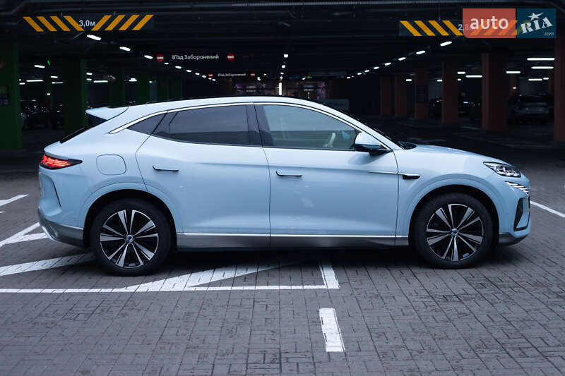 Універсал Denza N7 2023 в Києві