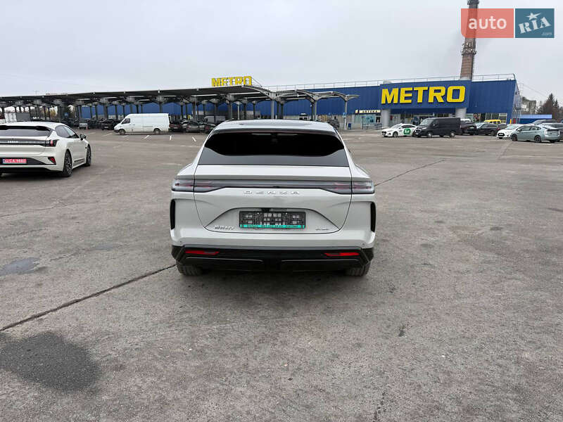 Позашляховик / Кросовер Denza N7 2024 в Львові фото 7 Позашляховик / Кросовер Denza N7 2024 в Львові