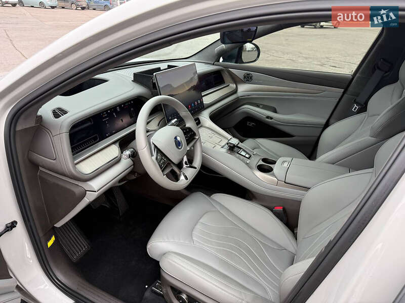 Позашляховик / Кросовер Denza N7 2024 в Львові фото 19 Позашляховик / Кросовер Denza N7 2024 в Львові