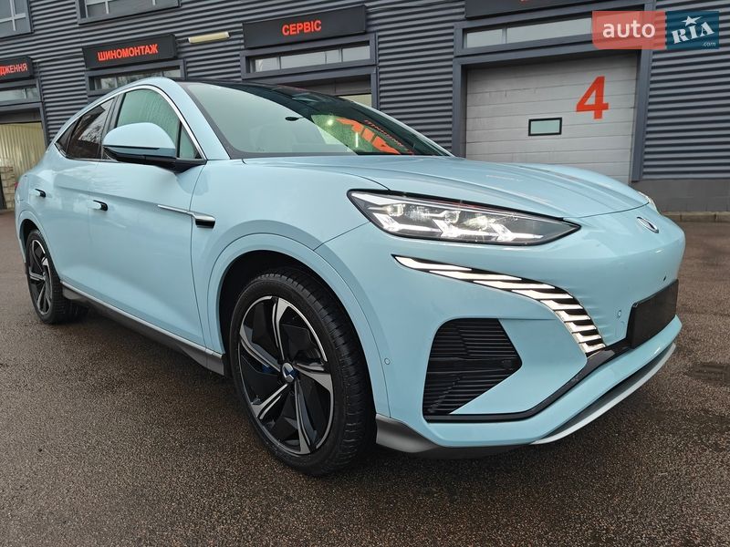 Фастбэк Denza N7 2023 в Киеве