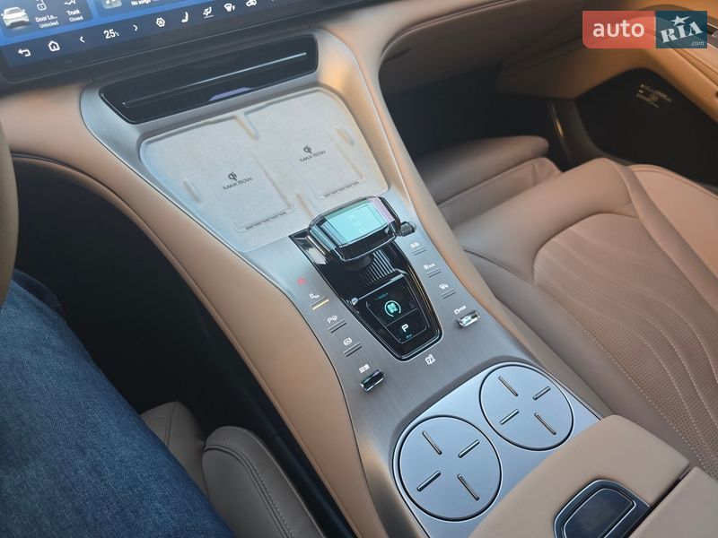 Внедорожник / Кроссовер Denza N7 2023 в Хмельницком