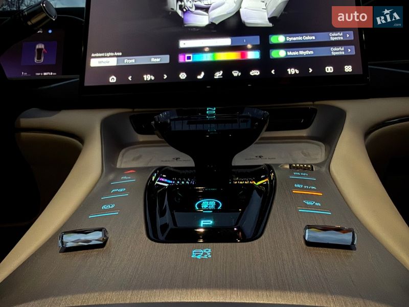 Позашляховик / Кросовер Denza N7 2024 в Києві