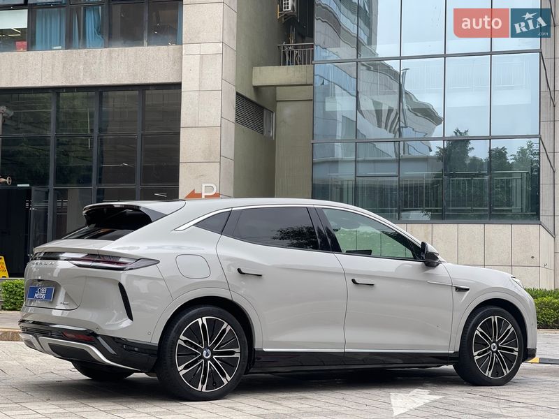 Позашляховик / Кросовер Denza N7 2024 в Одесі фото 9 Позашляховик / Кросовер Denza N7 2024 в Одесі