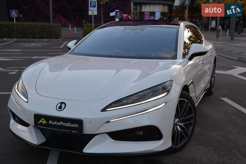 Позашляховик / Кросовер Denza Z9 GT 2024 в Києві