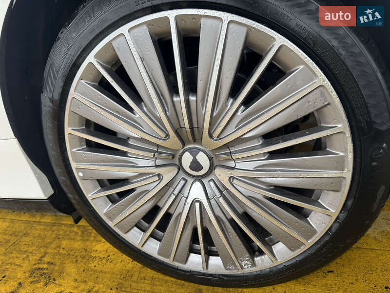 Ліфтбек Denza Z9 GT 2024 в Києві