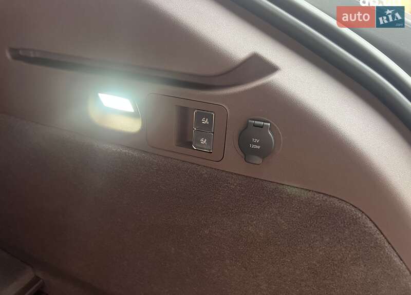 Ліфтбек Denza Z9 GT 2024 в Львові