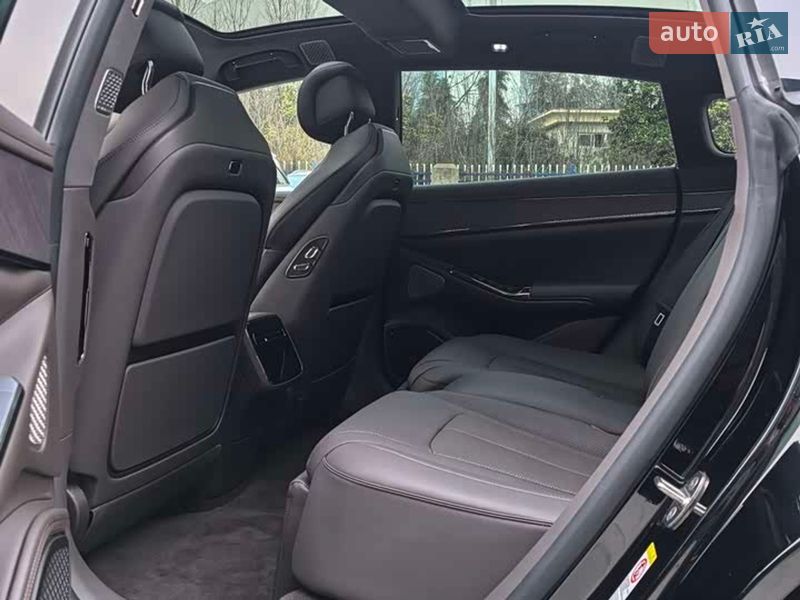 Фастбэк Denza Z9 2024 в Днепре