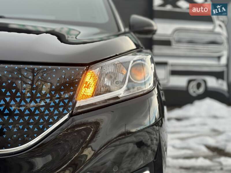 Внедорожник / Кроссовер DFSK Seres 3 2022 в Дрогобыче