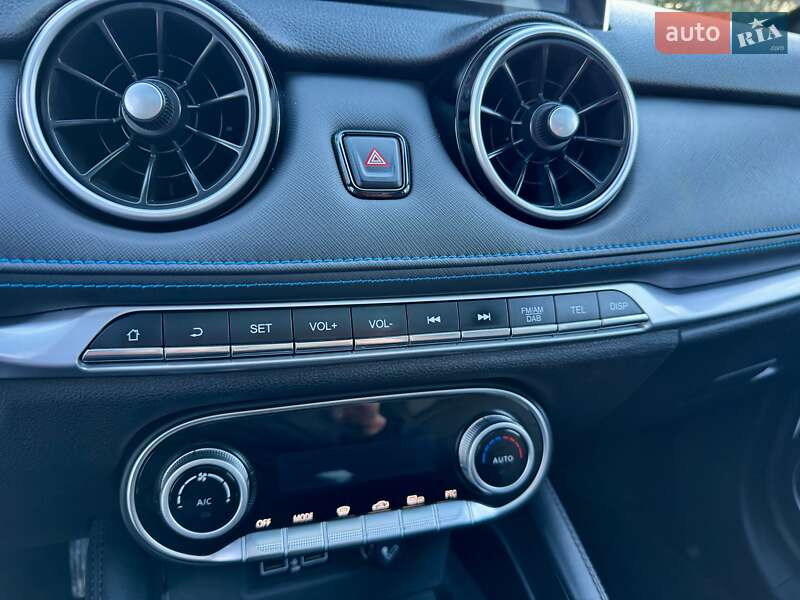 Внедорожник / Кроссовер DFSK Seres 3 2022 в Дрогобыче