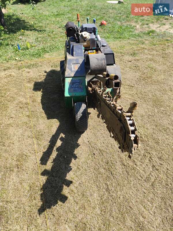 Траншеекопатель Ditch Witch 1820 2007 в Буштыне фото 5 Траншеекопатель Ditch Witch 1820 2007 в Буштыне