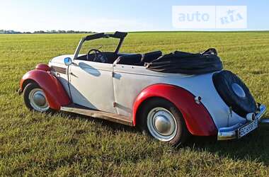 Кабриолет DKW F8 1939 в Львове