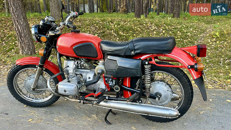 Мотоцикл Классик Днепр (КМЗ) 8.157-01 1992 в Житомире