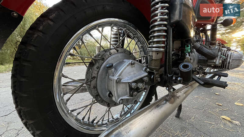 Мотоцикл Классик Днепр (КМЗ) 8.157-01 1992 в Житомире