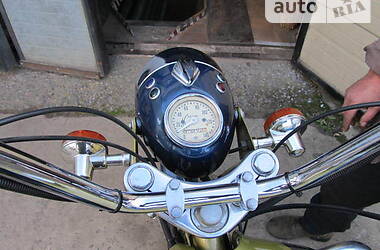 Мотоцикл Классик Днепр (КМЗ) Днепр-11 1986 в Старобельске
